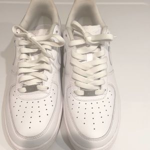 Nike White Air Force 1. Excellent condition.